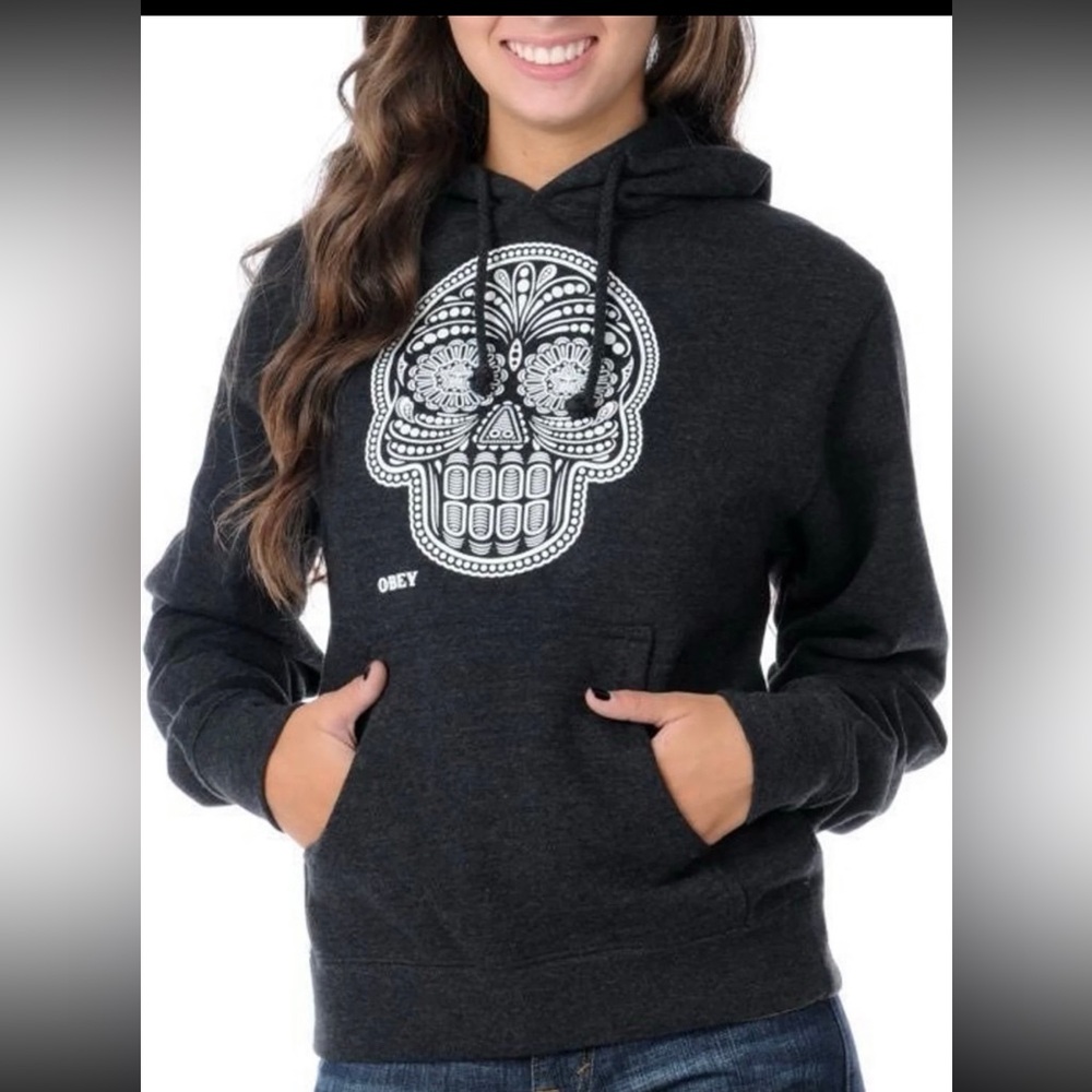 Obey Hoodie Adult Charcoal Gray Pullover Skull Graphic Skate Street women’s  M